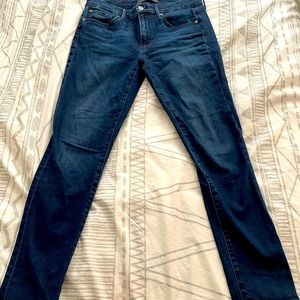 Joe’s Flawless (The Icon) blue denim jeans. Size 28. Mid rise skinny ankle.